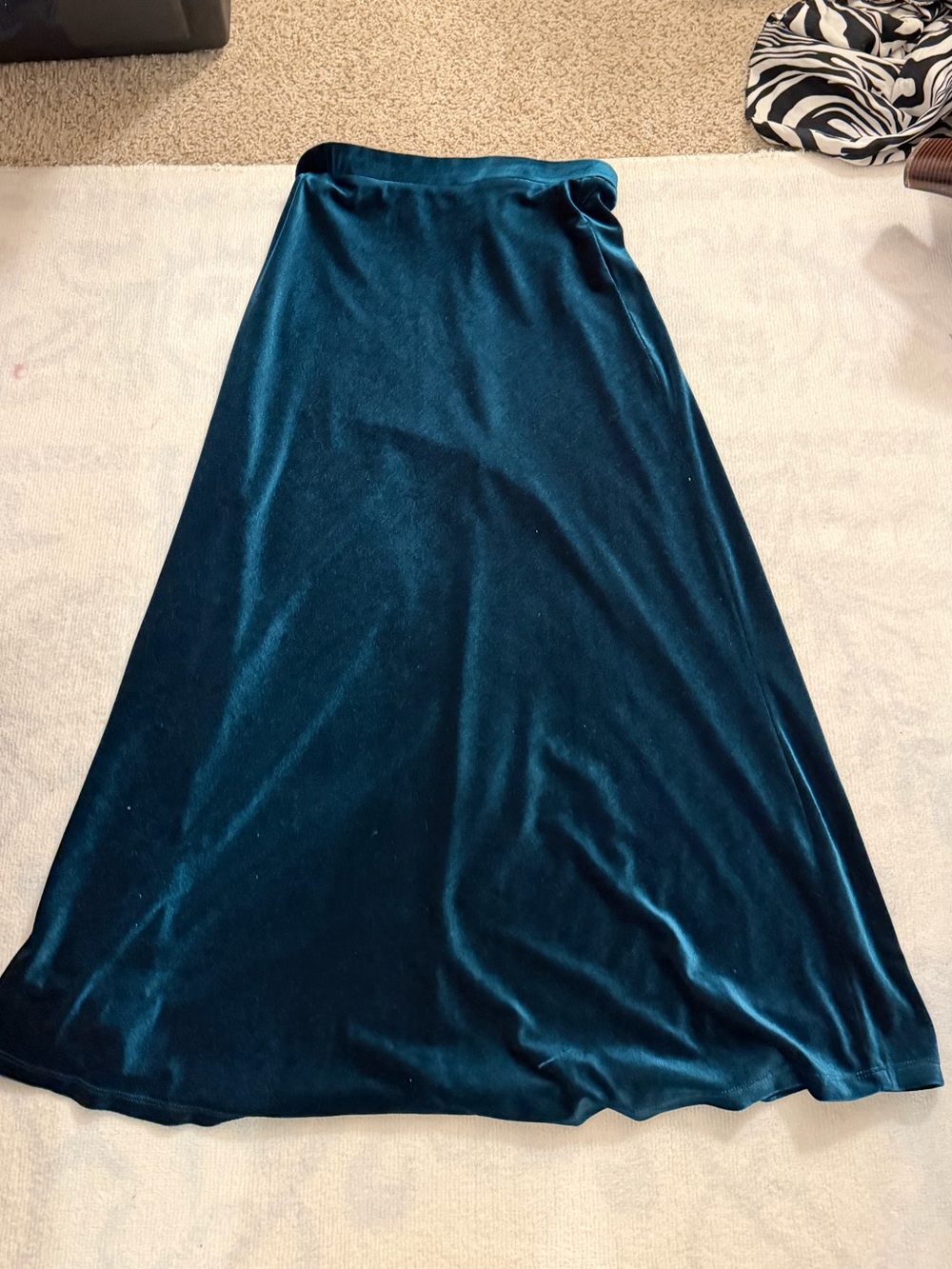 Elodie Teal Velvet Midi Skirt
